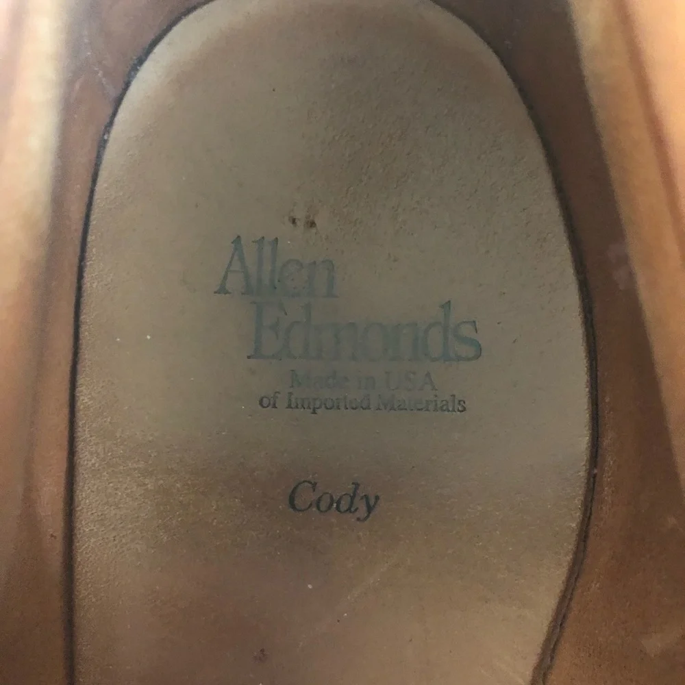 Allen Edmonds Cody Kiltie Tassel Loafer Slip On 9.5D Leather Shoe